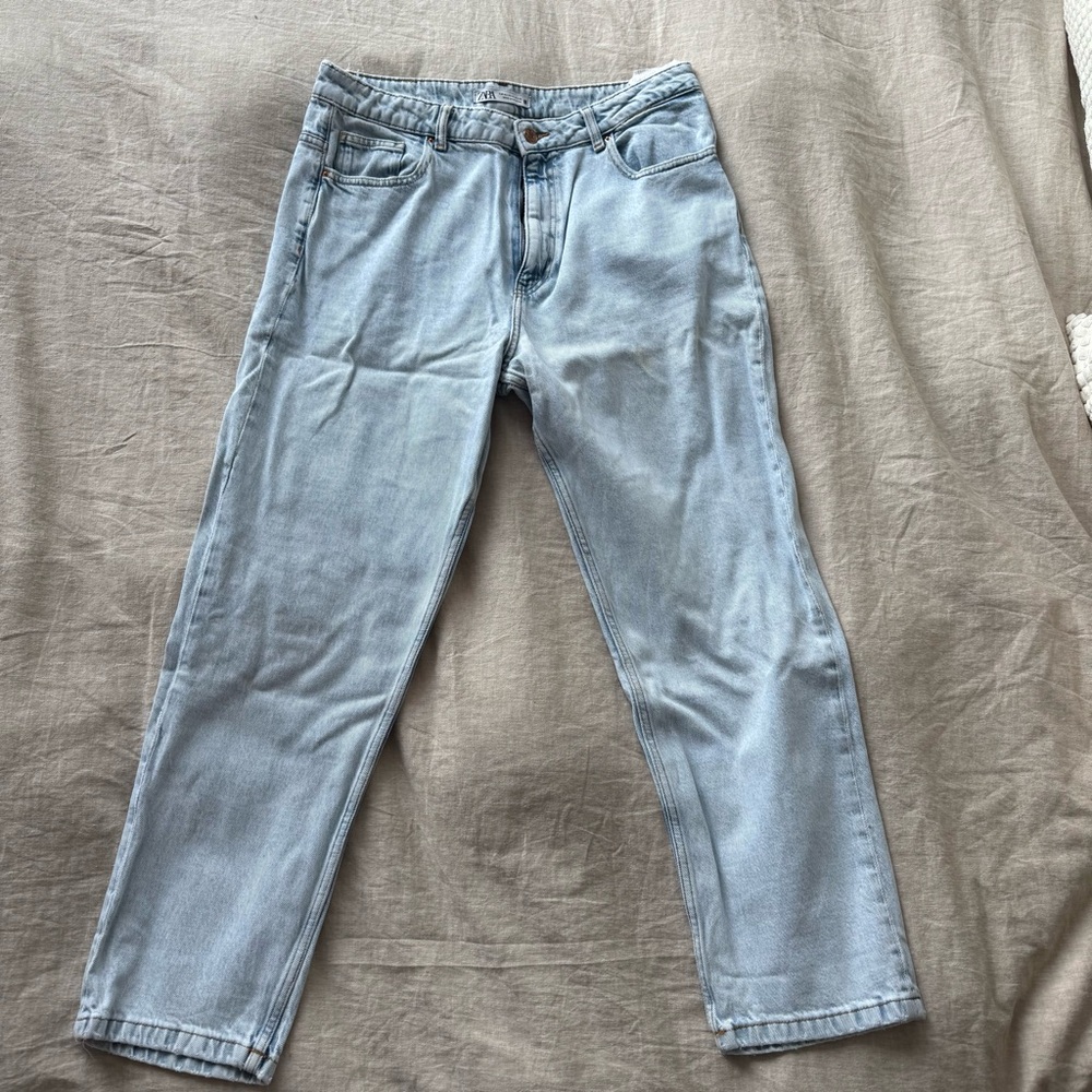 Zara Blue Straight Jeans Classic Style